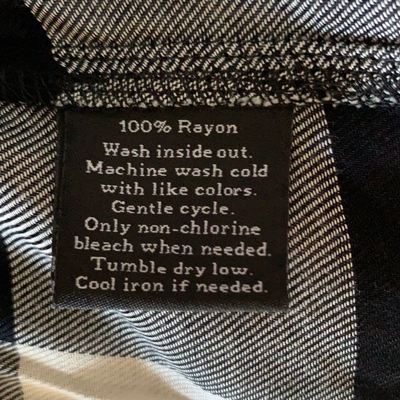 Rock & Republic black & white button down collar - Picture 5 of 5